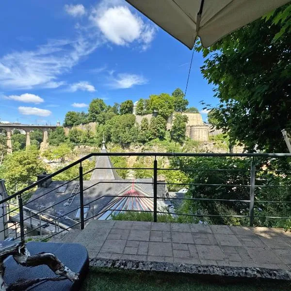 Historic Town Luxe and Epic View, hotel in Luxembourg