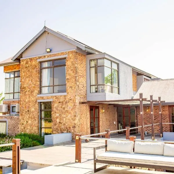 Vetho Farmhouse Dullstroom, hotel in Dullstroom