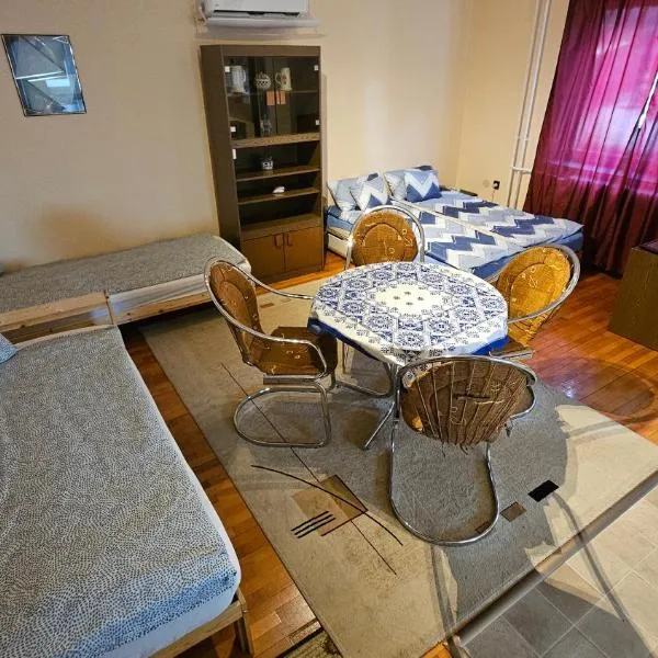 Friendly Apartment in the suburb., hotel a Budapest