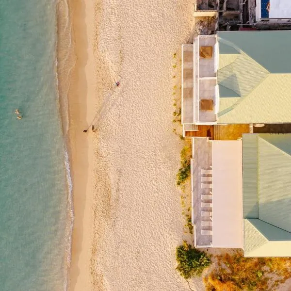Suite 6 Mogador Residence, 2BR, brand-new, rare & luxury grand case beach، فندق في غراند كيس
