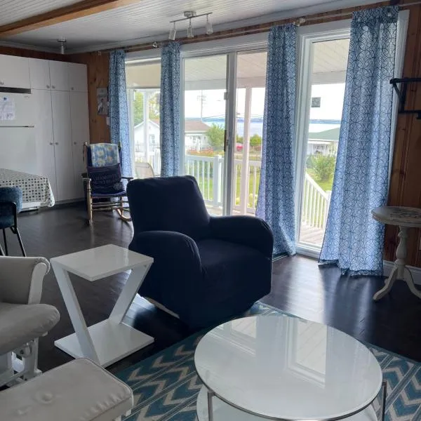 Chalets Plage St-Jean 2, hotel v destinaci Saint-Jean