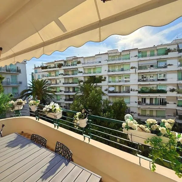Promenade Chic Apartment Sea & City, hotel v Nice