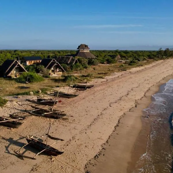 Saadani Beach Camp โรงแรมในSaadani