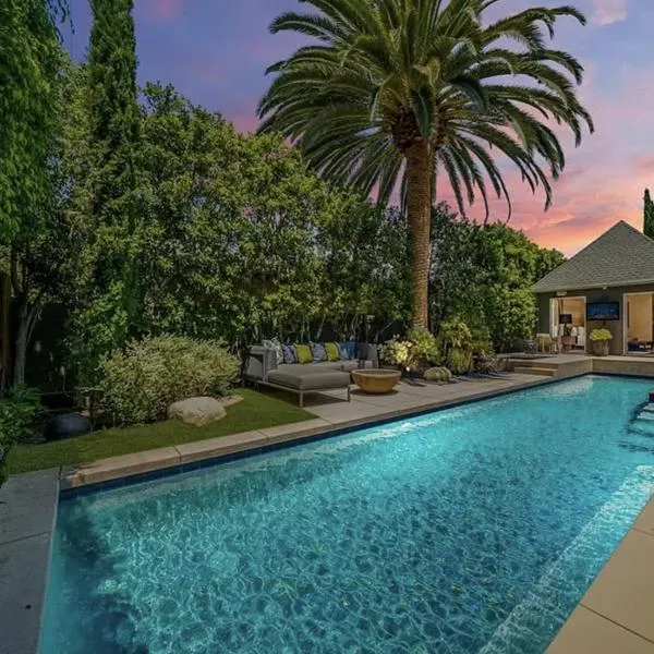 Villa with Heated Pool & SPA, hôtel à Los Angeles