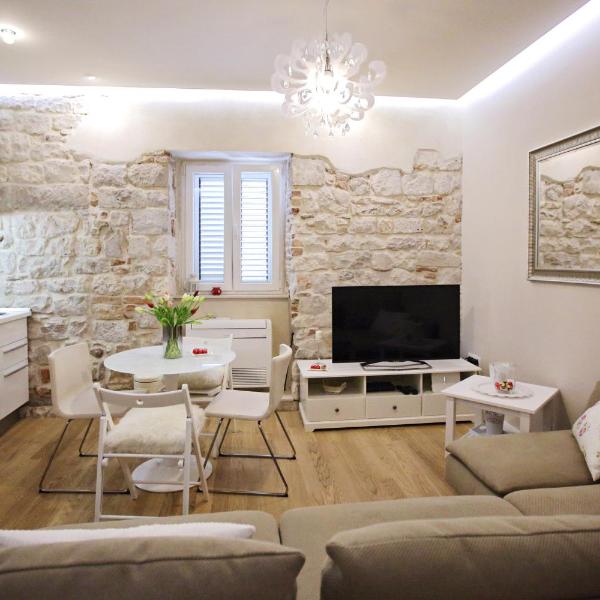 Apartment White Stone - Diocletian Palace