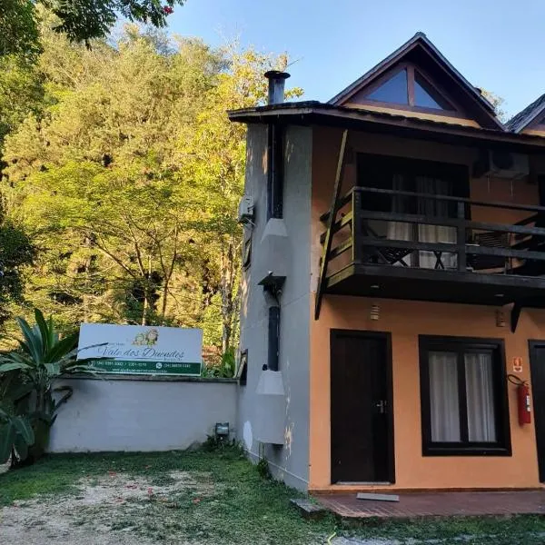 Chale Penedo no Centro com Piscina,Hidro e Sauna !, hôtel à Itatiaia