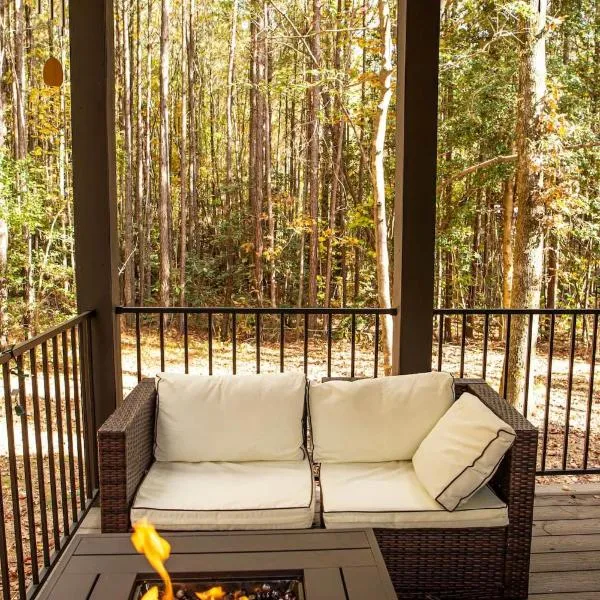 Tiny Home Lookout Mountain - Near Downtown & Falls, hotel sa Mentone