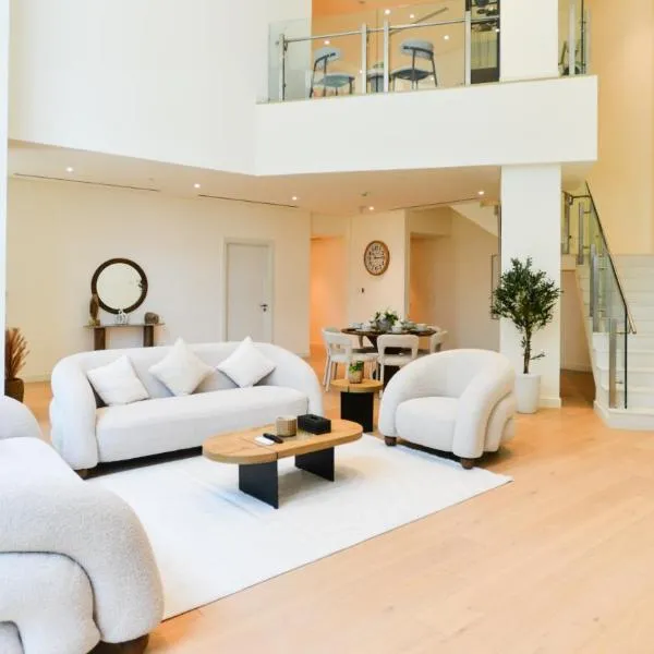 Seaside 3BR with Maid's Room in Saadiyat Island, hotell sihtkohas Abu Dhabi