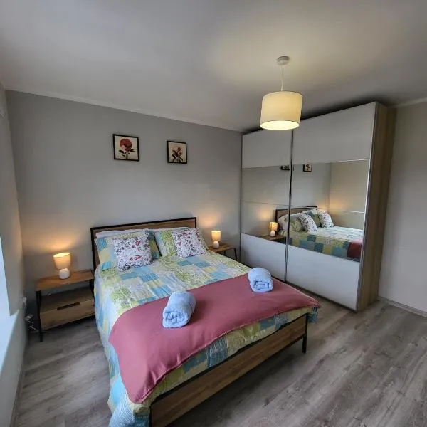 The Happy Thoughts Place, Hotel in Celbridge