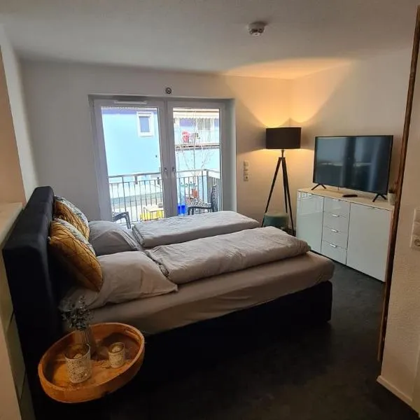 Exklusives und zentrales Wohnen direkt am Marktplatz Whg2, hôtel à Balingen