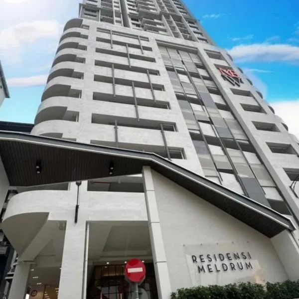 Meldrum Heights Walkable to CIQ By MWM,新山的飯店