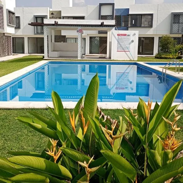 Casa Alcatraz con Alberca, Cuernavaca Morelos, hotel v destinaci Tezoyuca