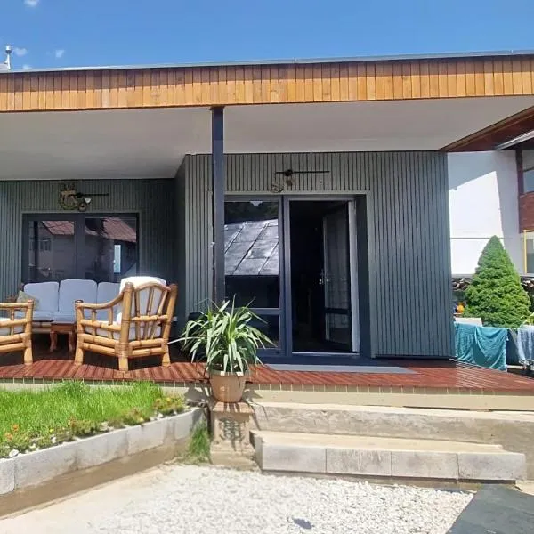 Alpine Yard Nest Busteni, hotell sihtkohas Buşteni