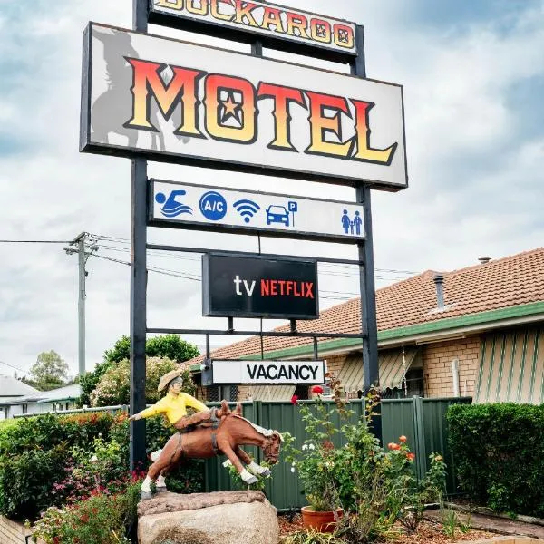Buckaroo Motor Inn, Hotel in Warwick