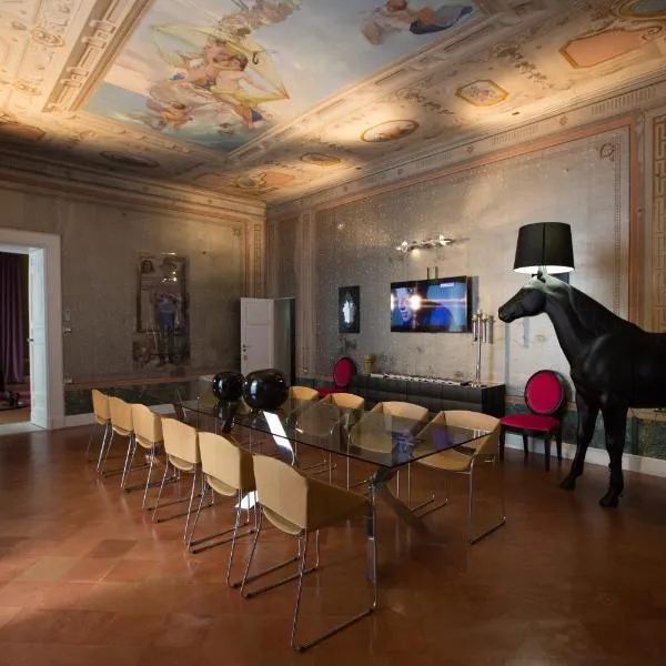 Palazzo Cannavina Suite & Private SPA, ξενοδοχείο στο Καμπομπάσο