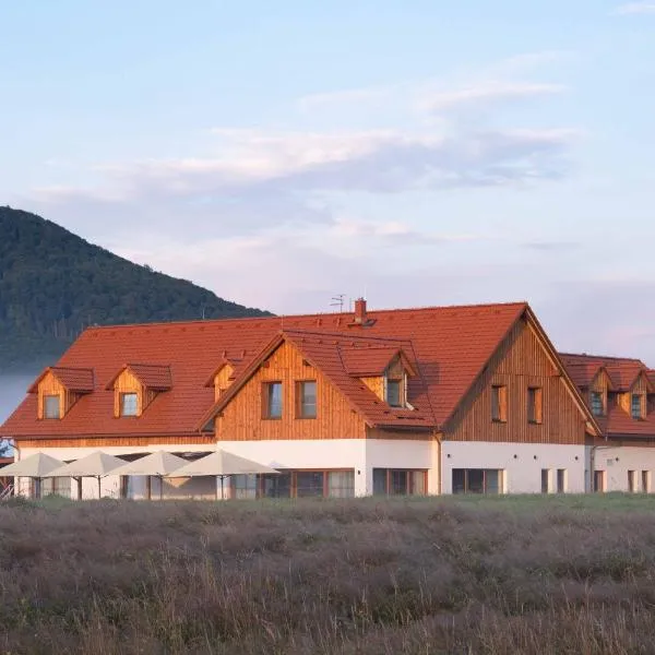 Resort Vysoká Lípa, hotel in Jetřichovice