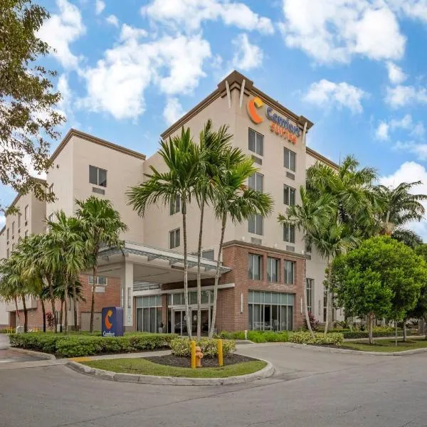 Comfort Suites Miami Airport North, hotel in Miami