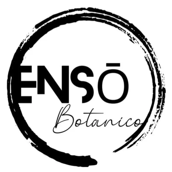 Enso Botanico Boutique Wellness Villa, with an outside wood-fire Hot Tub in Kosmos, hotel in Hartbeespoort