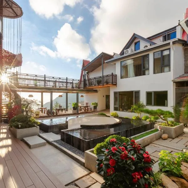Huazhu Lushan Yunwu Residence Homestay, hotel in Jiujiang