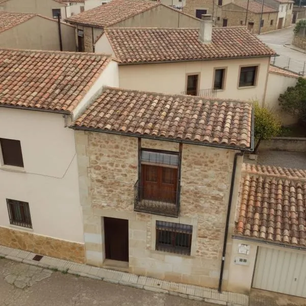 Casa Rural Las Tejas - Ideal para Familias y Grupos, Hotel in Bayubas de Abajo