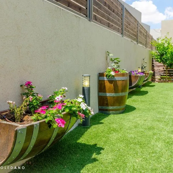 Rom HaTayelet, ξενοδοχείο στο Αράντ