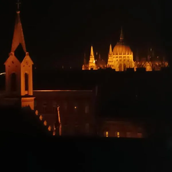 Cozy Panorama at the Castle, hotel in Budapest