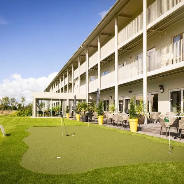 voco The Club - Dublin Gateway by IHG, hotel en Naas