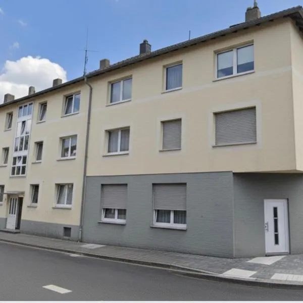 L21-Apartment Geilenkirchen OT Teveren, 3 Zimmer, 6 Betten, Standardisierte Ausstattung, ideal für Reisende, Pendler, Familien, hotel in Geilenkirchen