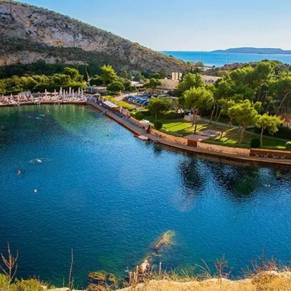 Loft apartment by the sea, hotel in Athens