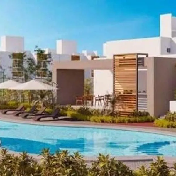 Ela, ξενοδοχείο στην Πλαγιά Ντελ Κάρμεν