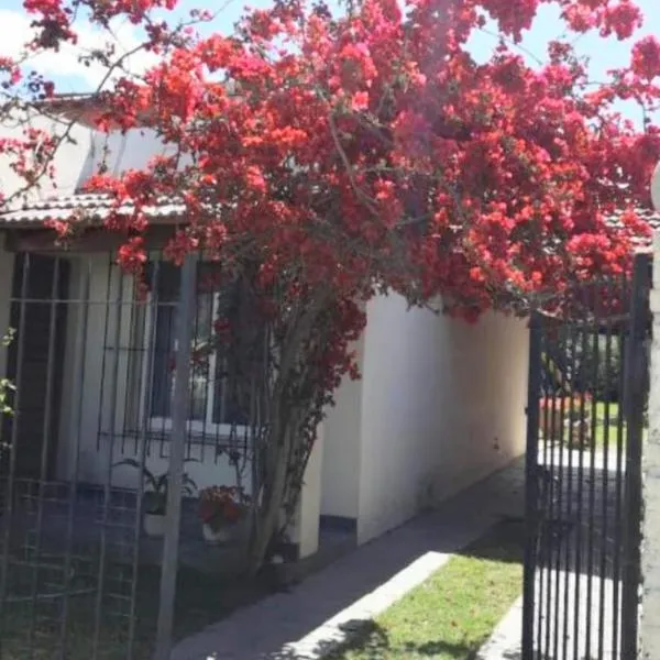 Nel's Casa Hostel A 15 minutos de Aeropuerto Ezeiza, hotell sihtkohas Monte Grande