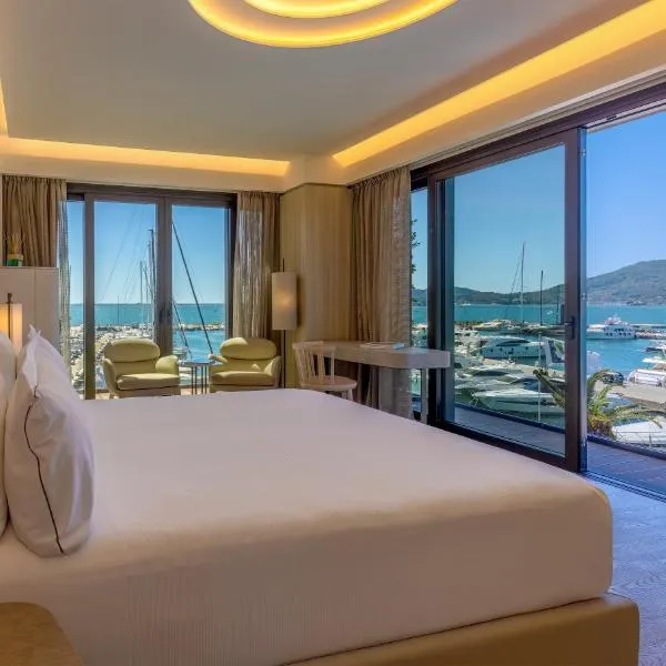 Porto Lotti Suite Hotel, hotel in La Spezia