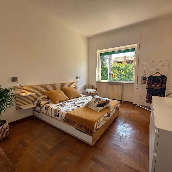 Casa rinnovata con aria condizionata, 500 m dal lungomare, hôtel à Viareggio