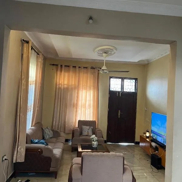 Mashingo Homestay, viešbutis mieste Dar es Salamas