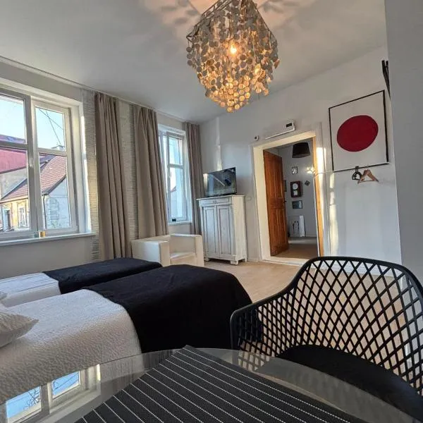 Stary Dom, noclegi u Napoleona, hotell sihtkohas Gąsawa