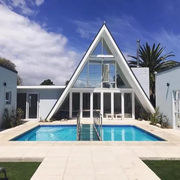 Salt Boutique Guest House, hotel v destinaci Bloubergstrand