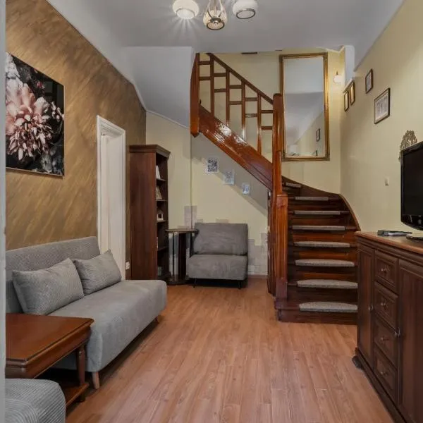 Interbelic Villa near Old Town, hotell Bukarestis