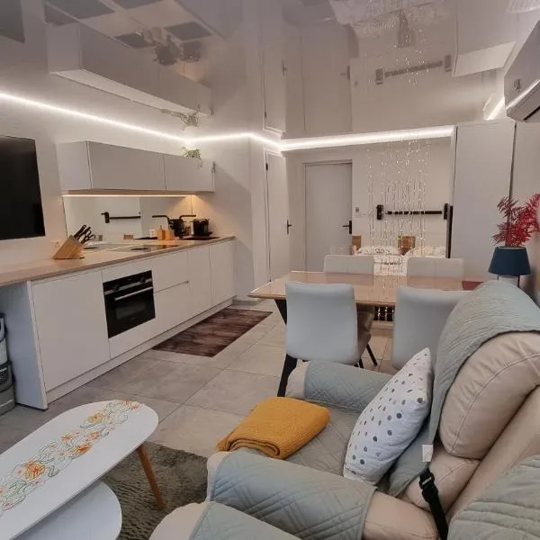 RIVA Design-Apartment - Stilvolles Studio für 2 Personen im Wallis, Hotel in Gampel