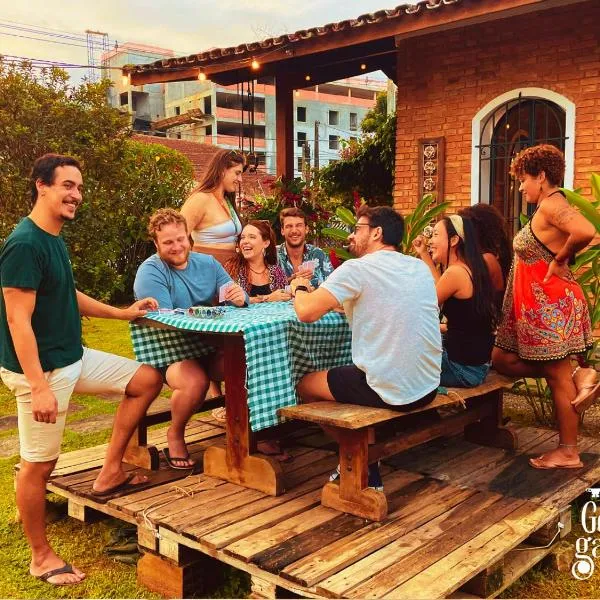 Golden Garden Hostel, hotel v destinaci Ubatuba