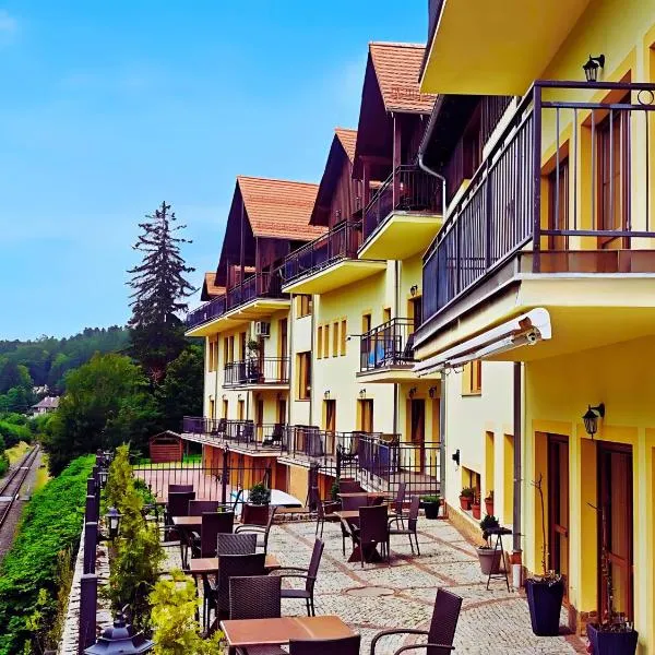 Hotel Dom na Białej Dolinie, hotel en Szklarska Poręba