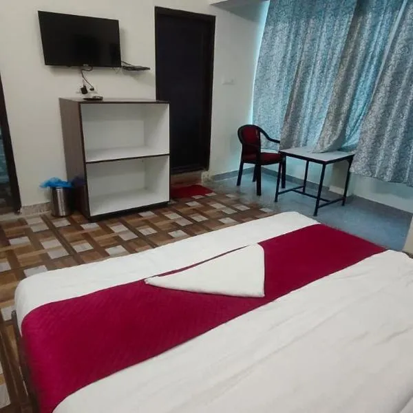 Viesnīca Hotel Rudra pilsētā Haldvāni