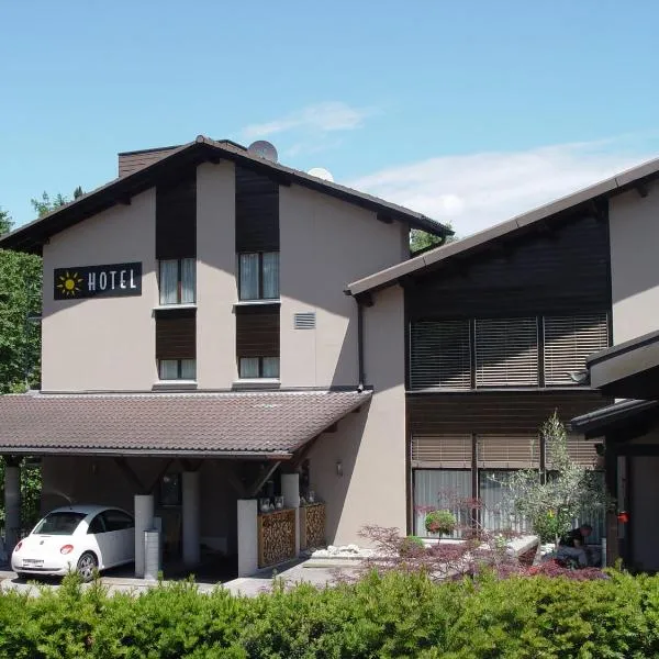 Hotel Sportcenter Fünf Dörfer AG, khách sạn ở Zizers