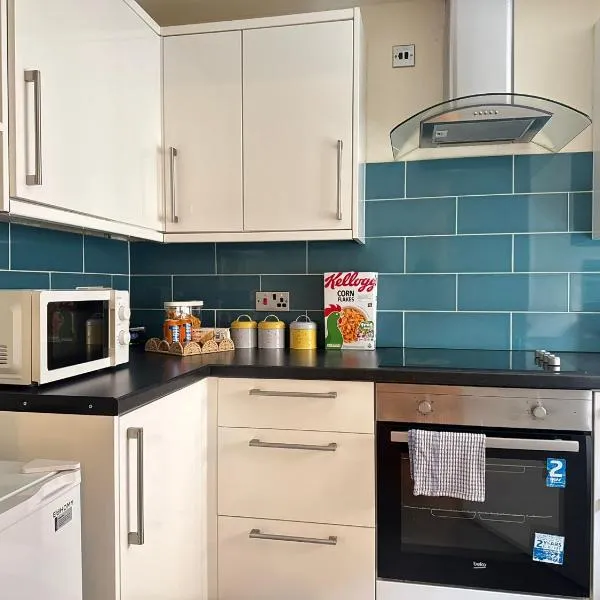 Spacious 1BR Flat By Edinburgh City Centre, hotel in Edinburgh