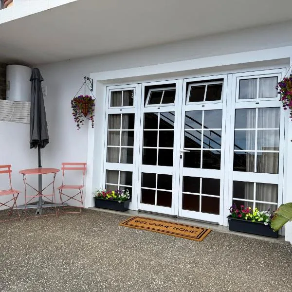 Airport Oasis โรงแรมในซานตาครูซ