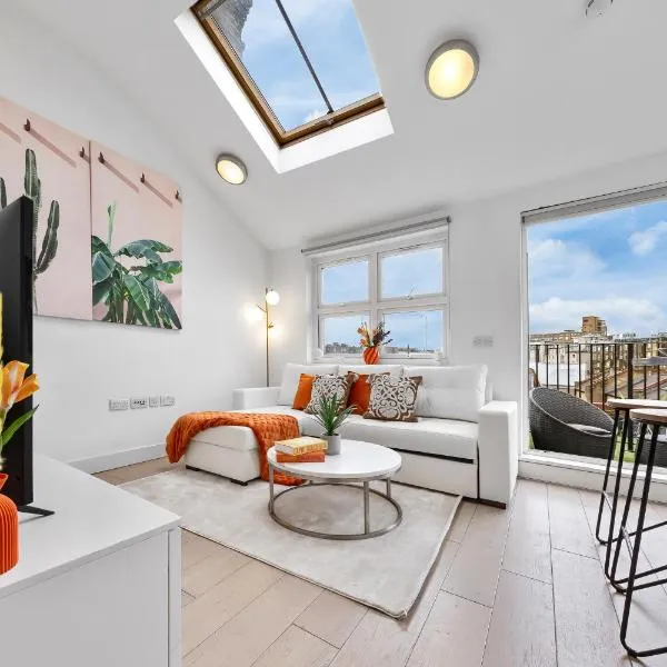 Charming Kensington Retreat, hotel in London