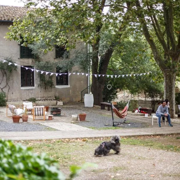Domaine Castelnaut gîte et château, hotel in Laroque-de-Fa
