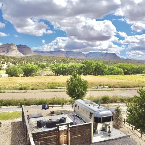 The Airstream 1 at The Fields in East Zion, hotell sihtkohas Orderville