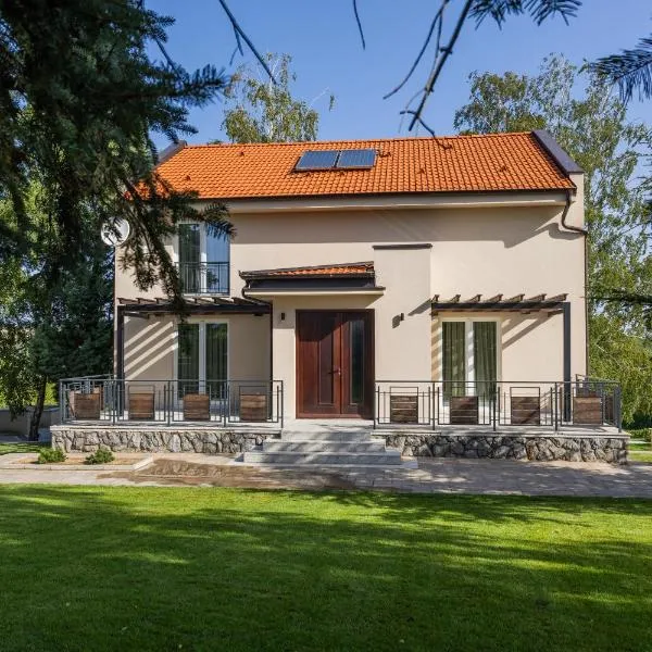 Vikendica Aleksandrović Meterize, hotel i Topola