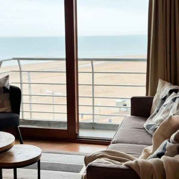 Panoramic Sea View Studio Raversijde Oostende, hotel Oostendében