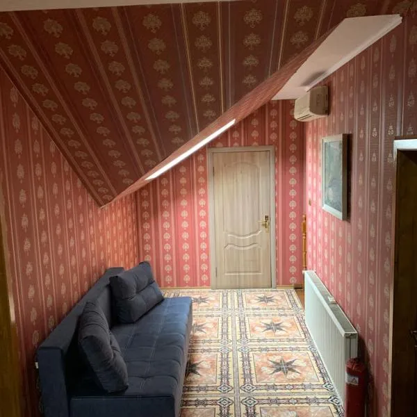 Hotel Мукачево, ξενοδοχείο στο Μουκάτσεβο